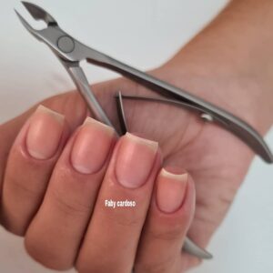 Cutilagem Perfeita: Guia Completo Para Manicures